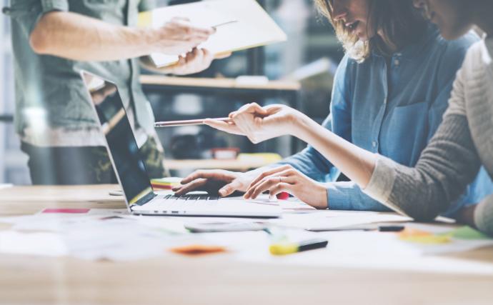 B2B 買家聯絡業務前已在篩選供應商:官網該準備什麼? B2B 買家聯絡業務前已在篩選供應商:官網該準備什麼?